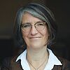 Frau Dr. Gesine Dornblüth