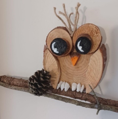 Der Herbst kommt - wir basteln eine Eule aus Naturmaterialien